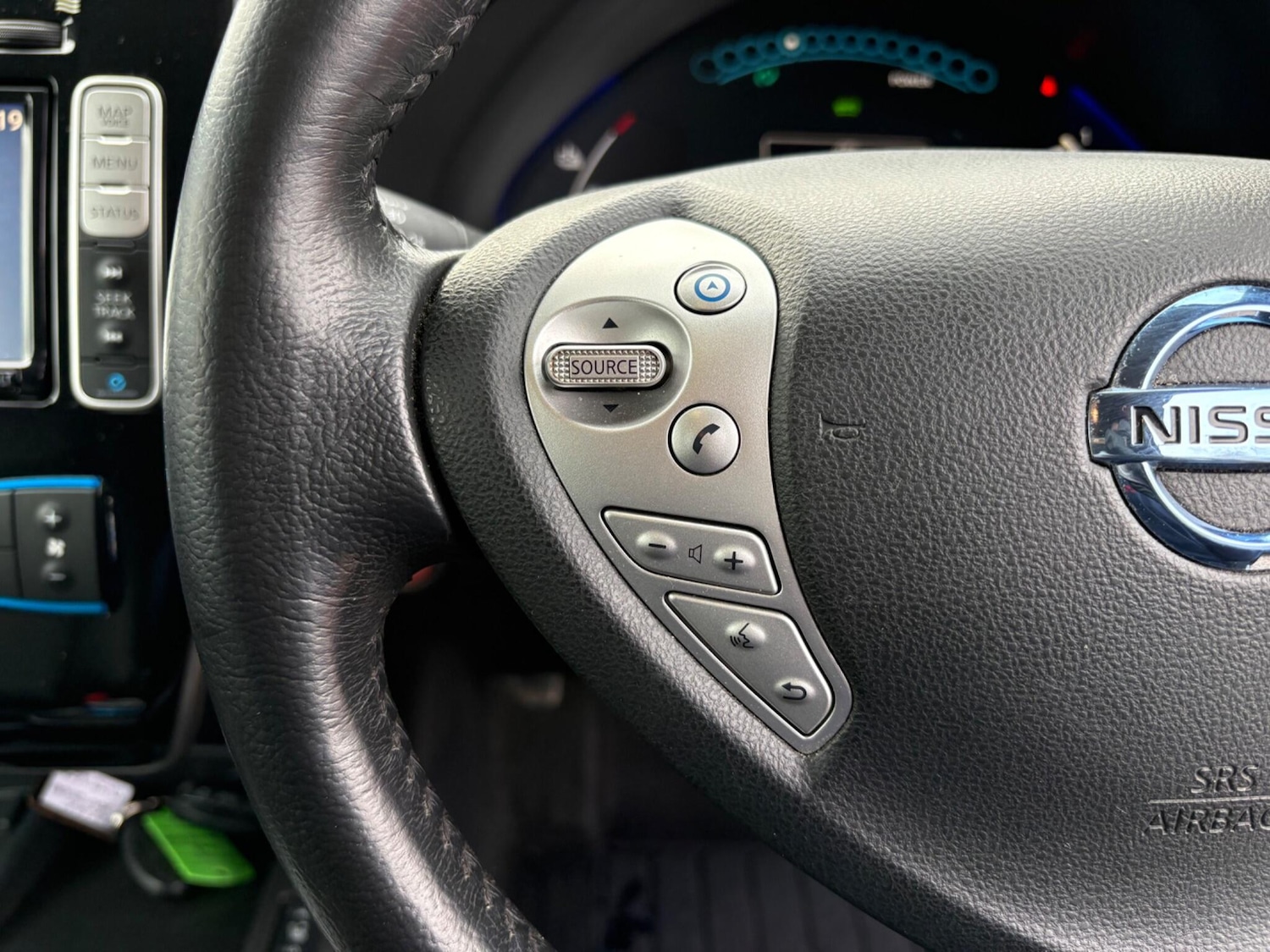 Used Nissan Leaf 2015 for sale - 78205143: Photo 15