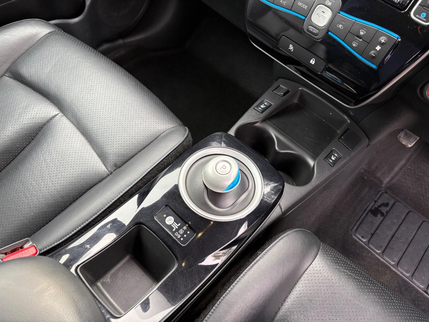 Used Nissan Leaf 2015 for sale - 78205143: Photo 17