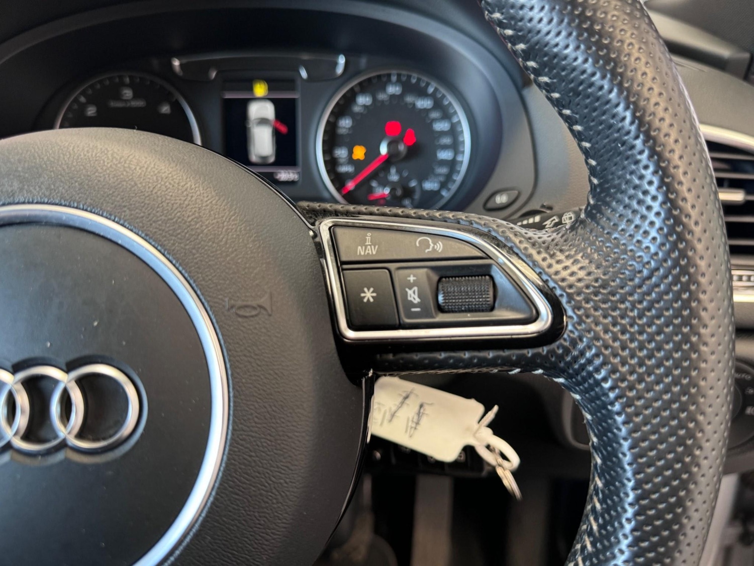 Used Audi Q3 2015 for sale - 76991856: Photo 22