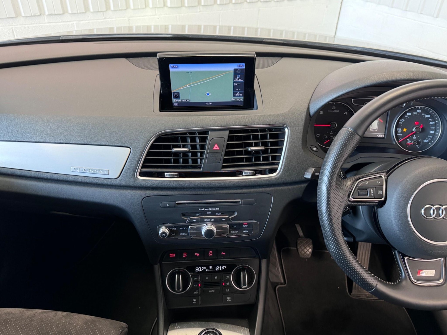 Used Audi Q3 2015 for sale - 76991856: Photo 23