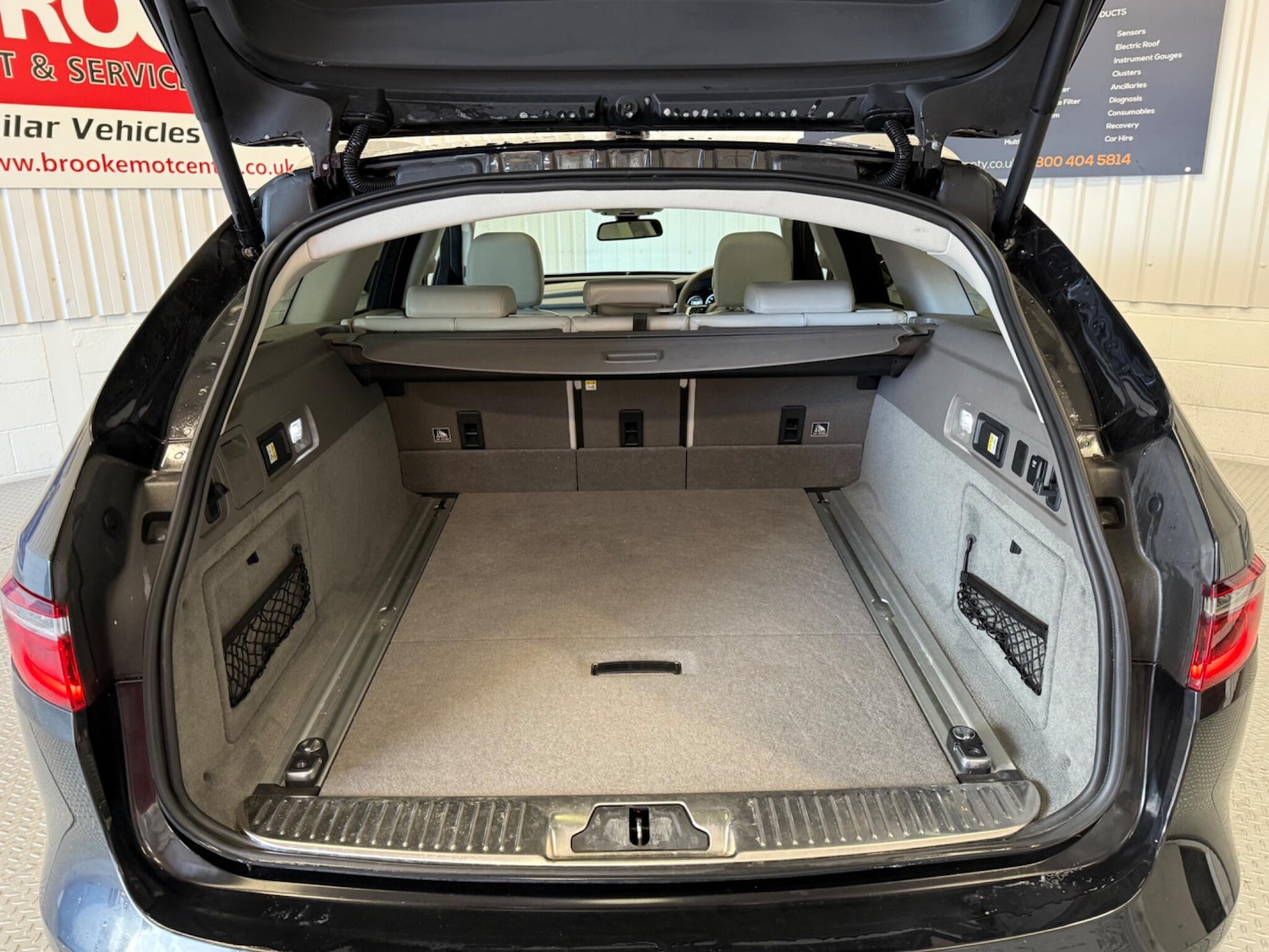 Used Jaguar XF 2018 for sale - 77625189: Photo 17