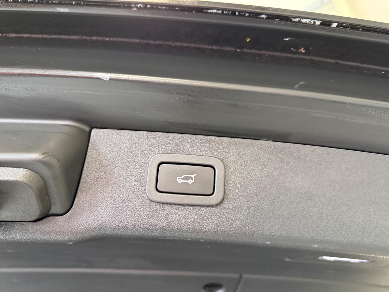 Used Jaguar XF 2018 for sale - 77625189: Photo 21