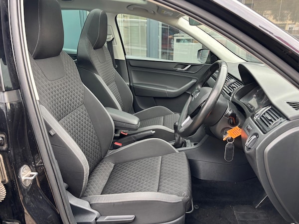 Used Skoda Rapid Spaceback 2016 for sale - 76152340: Photo 14