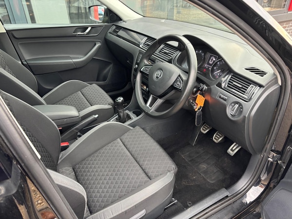 Used Skoda Rapid Spaceback 2016 for sale - 76152340: Photo 15