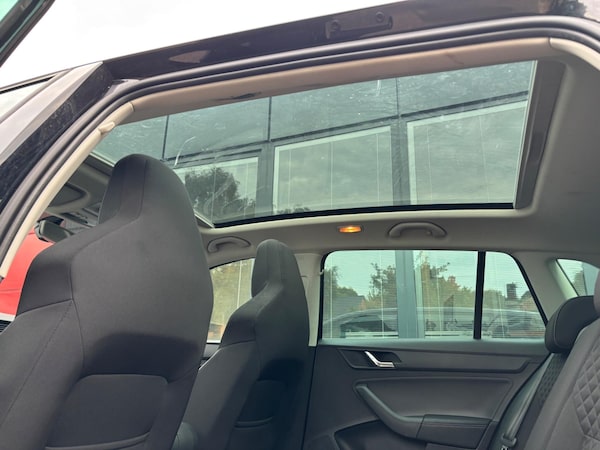 Used Skoda Rapid Spaceback 2016 for sale - 76152340: Photo 21