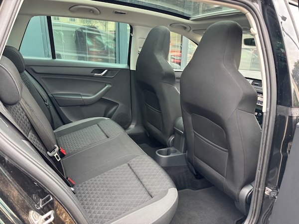 Used Skoda Rapid Spaceback 2016 for sale - 76152340: Photo 26