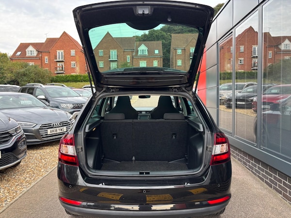 Used Skoda Rapid Spaceback 2016 for sale - 76152340: Photo 29
