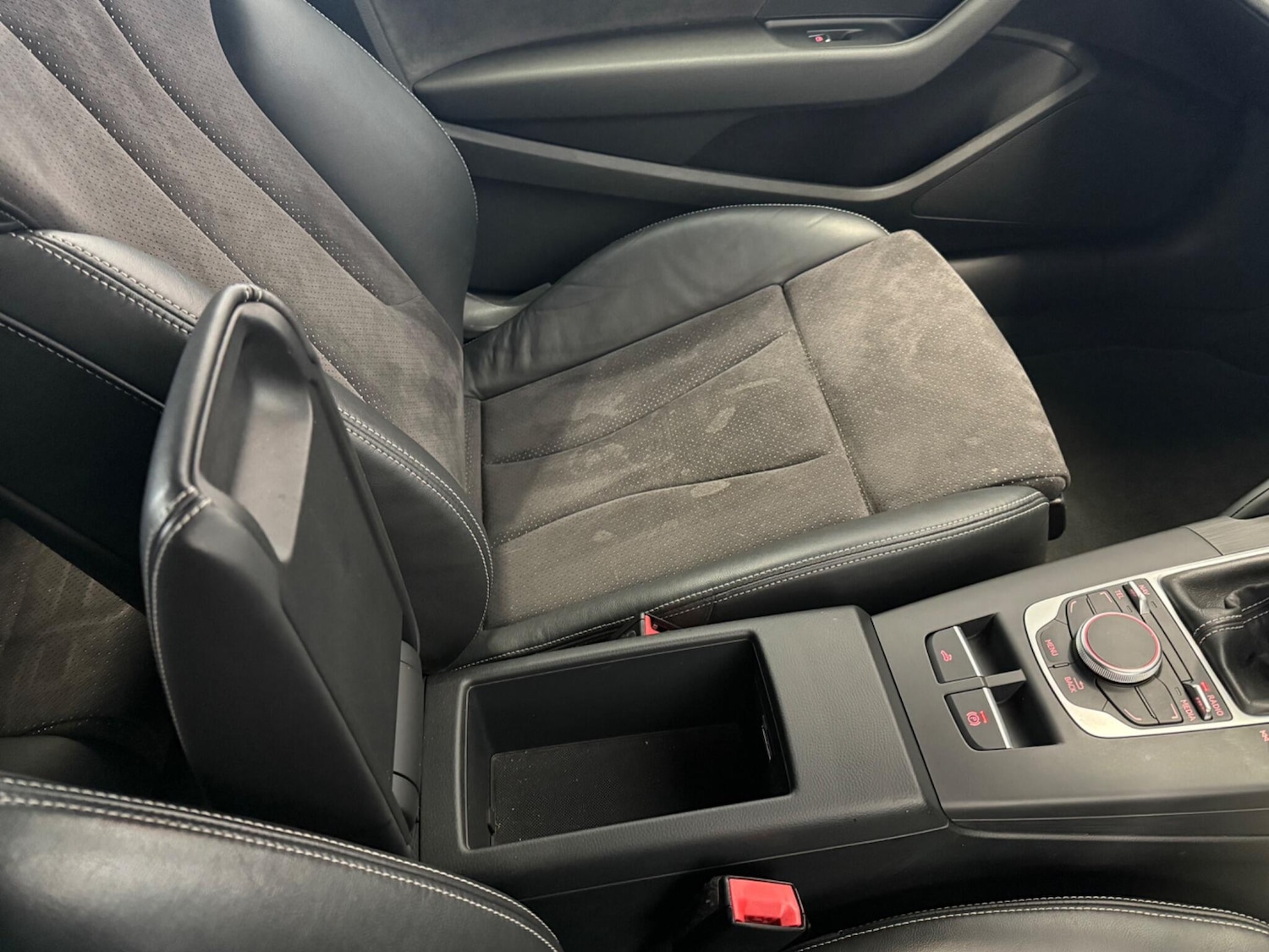 Used Audi A3 Cabriolet 2015 for sale - 76270105: Photo 30