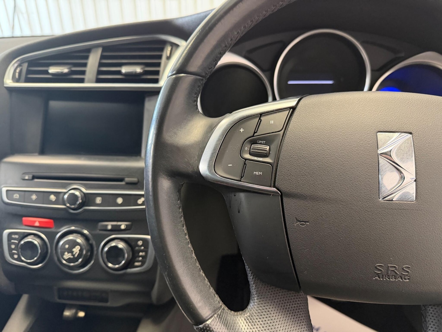 Used DS Automobiles DS 4 2016 for sale - 78020207: Photo 19