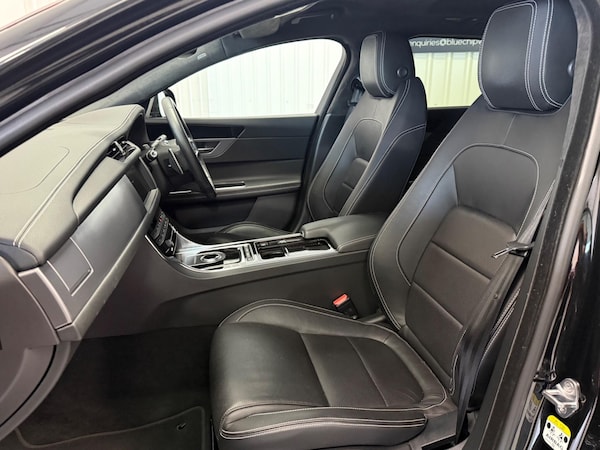 Used Jaguar XF 2019 for sale - 76259118: Photo 12