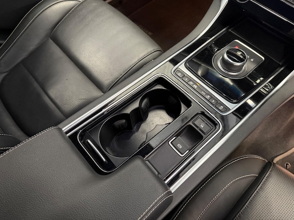 Used Jaguar XF 2019 for sale - 76259118: Photo 24
