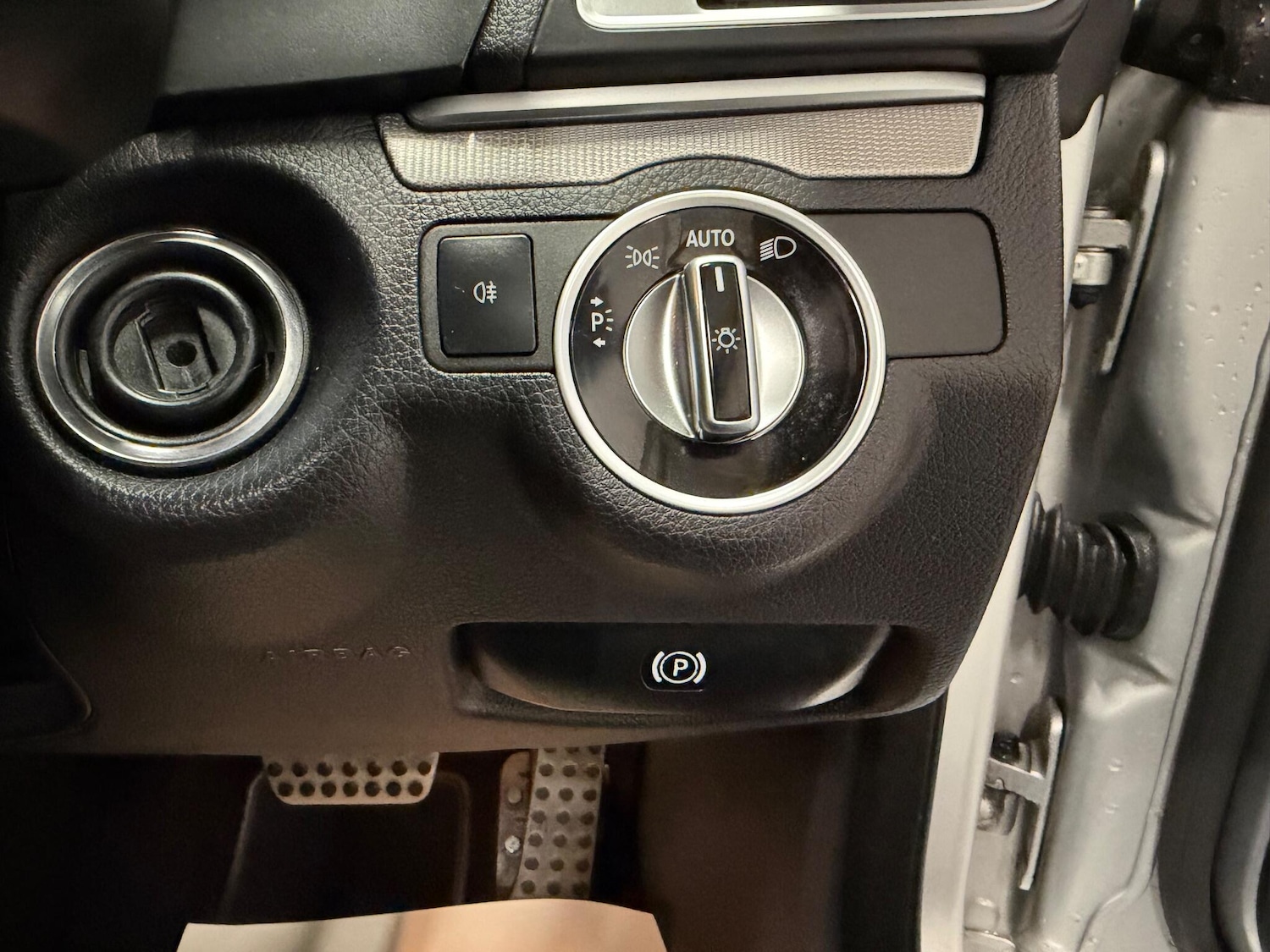 Used Mercedes-Benz E Class 2016 for sale - 76608126: Photo 31