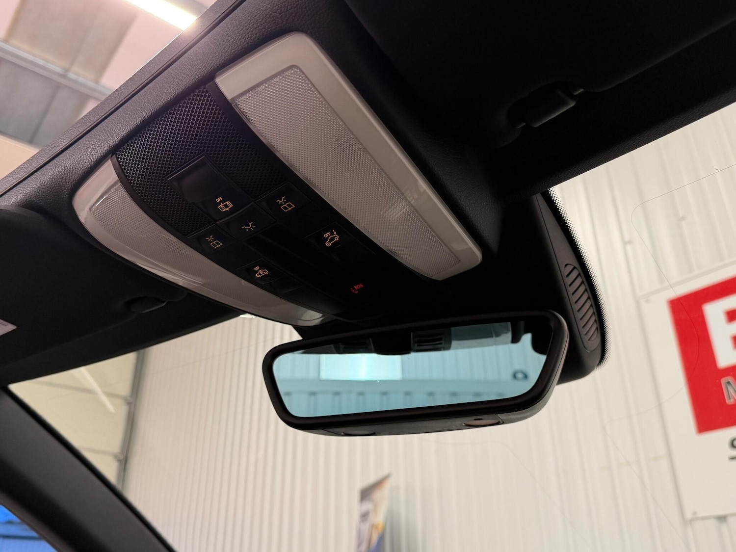 Used Mercedes-Benz E Class 2016 for sale - 76608126: Photo 40