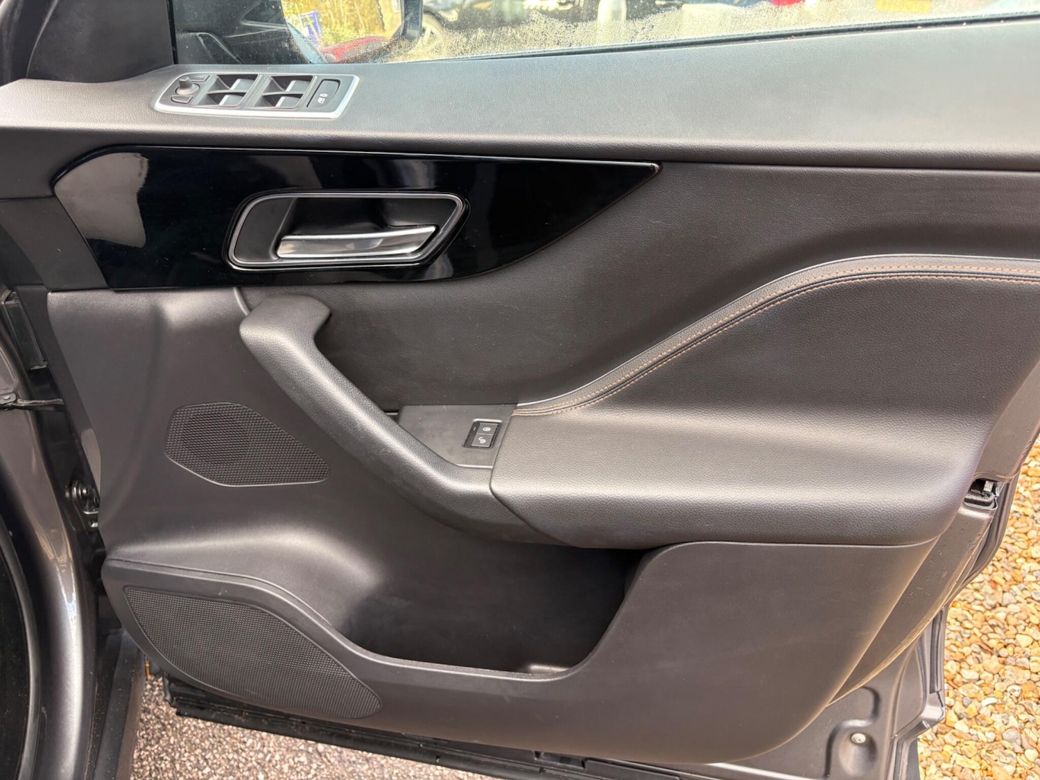 Used Jaguar F-Pace 2018 for sale - 76584278: Photo 16