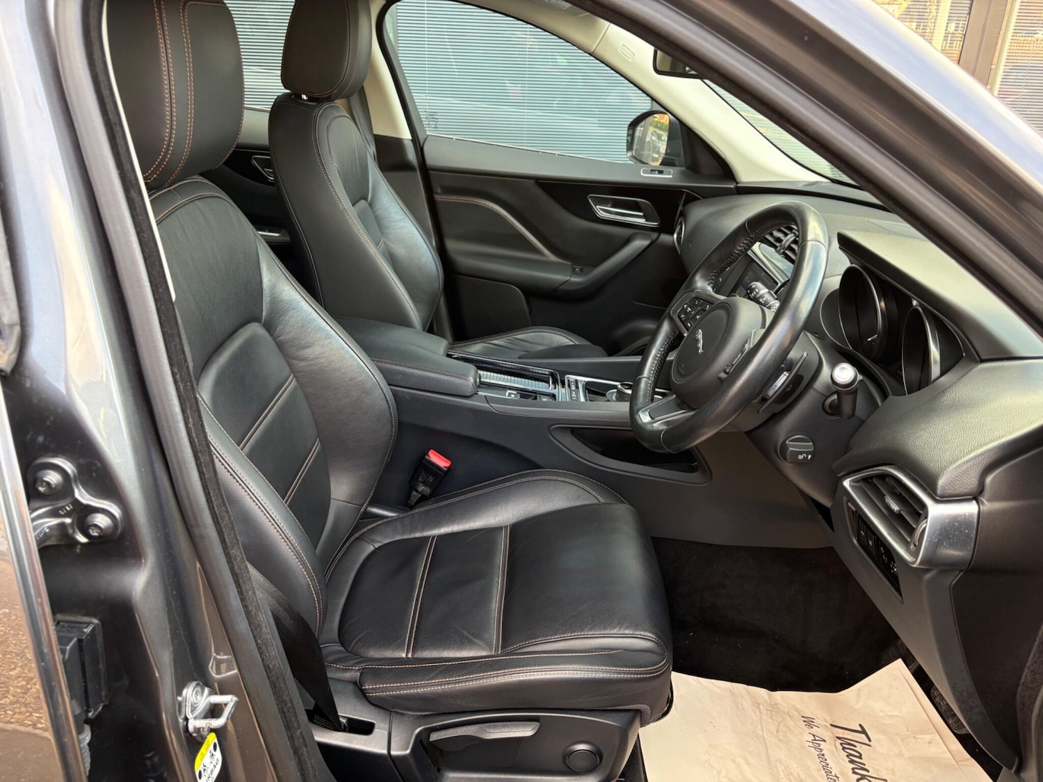 Used Jaguar F-Pace 2018 for sale - 76584278: Photo 18