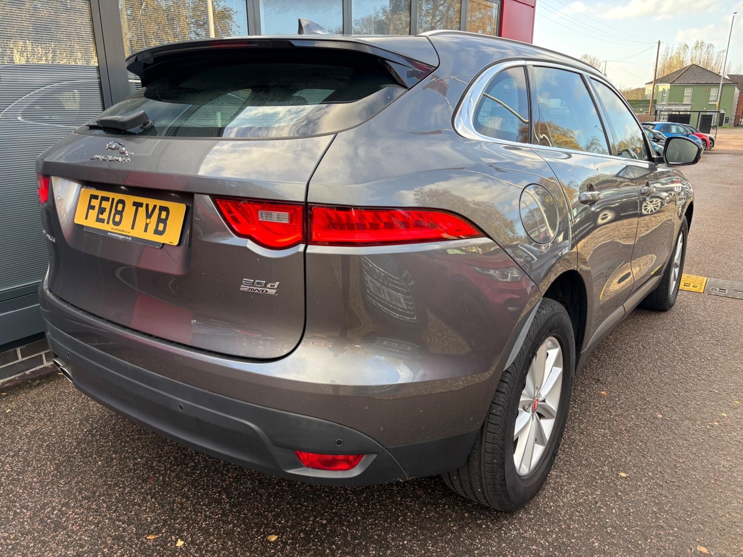 Used Jaguar F-Pace 2018 for sale - 76584278: Photo 5