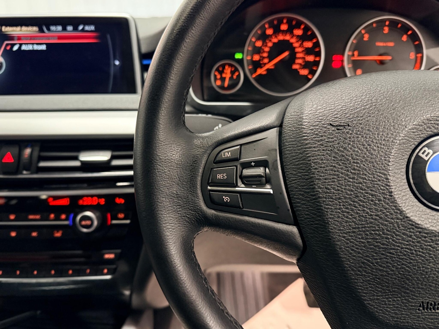 Used BMW X5 2014 for sale - 77016176: Photo 21