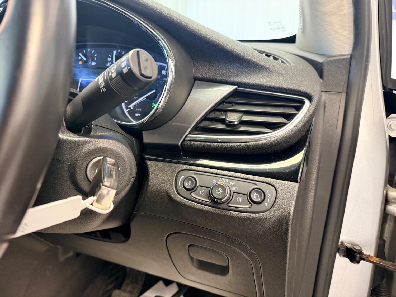 Used Vauxhall Mokka X 2017 for sale - 77939531: Photo 25