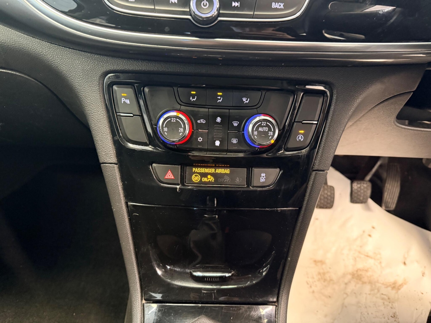 Used Vauxhall Mokka X 2017 for sale - 77939531: Photo 28