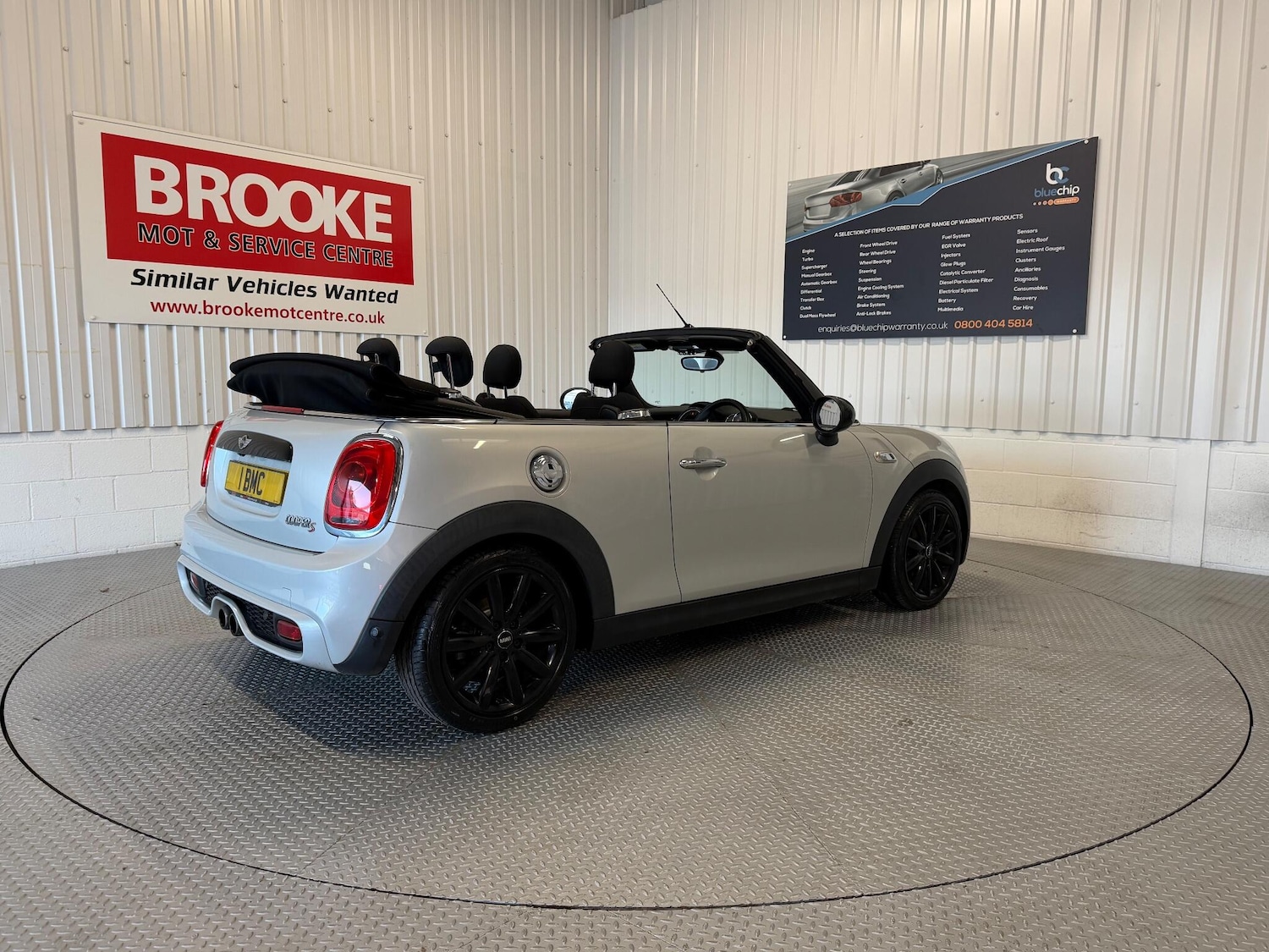 Used MINI Convertible 2016 for sale - 77633329: Photo 17