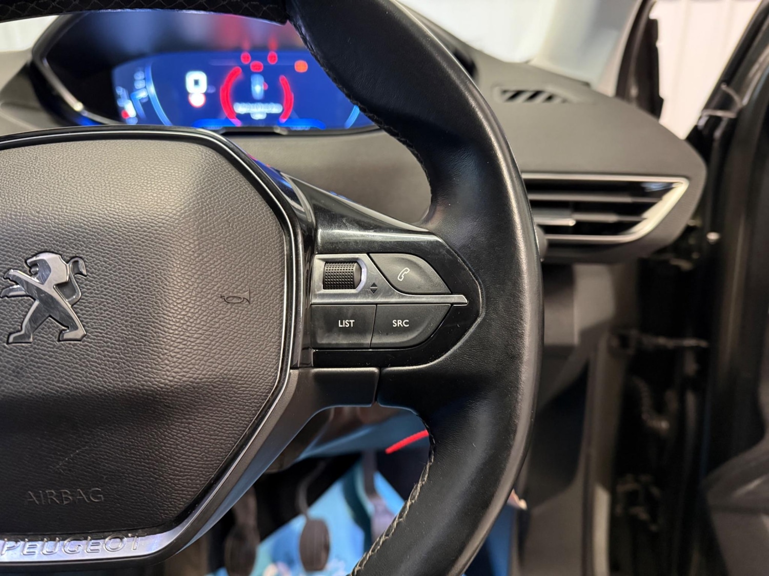 Used Peugeot 3008 2020 for sale - 77237903: Photo 21