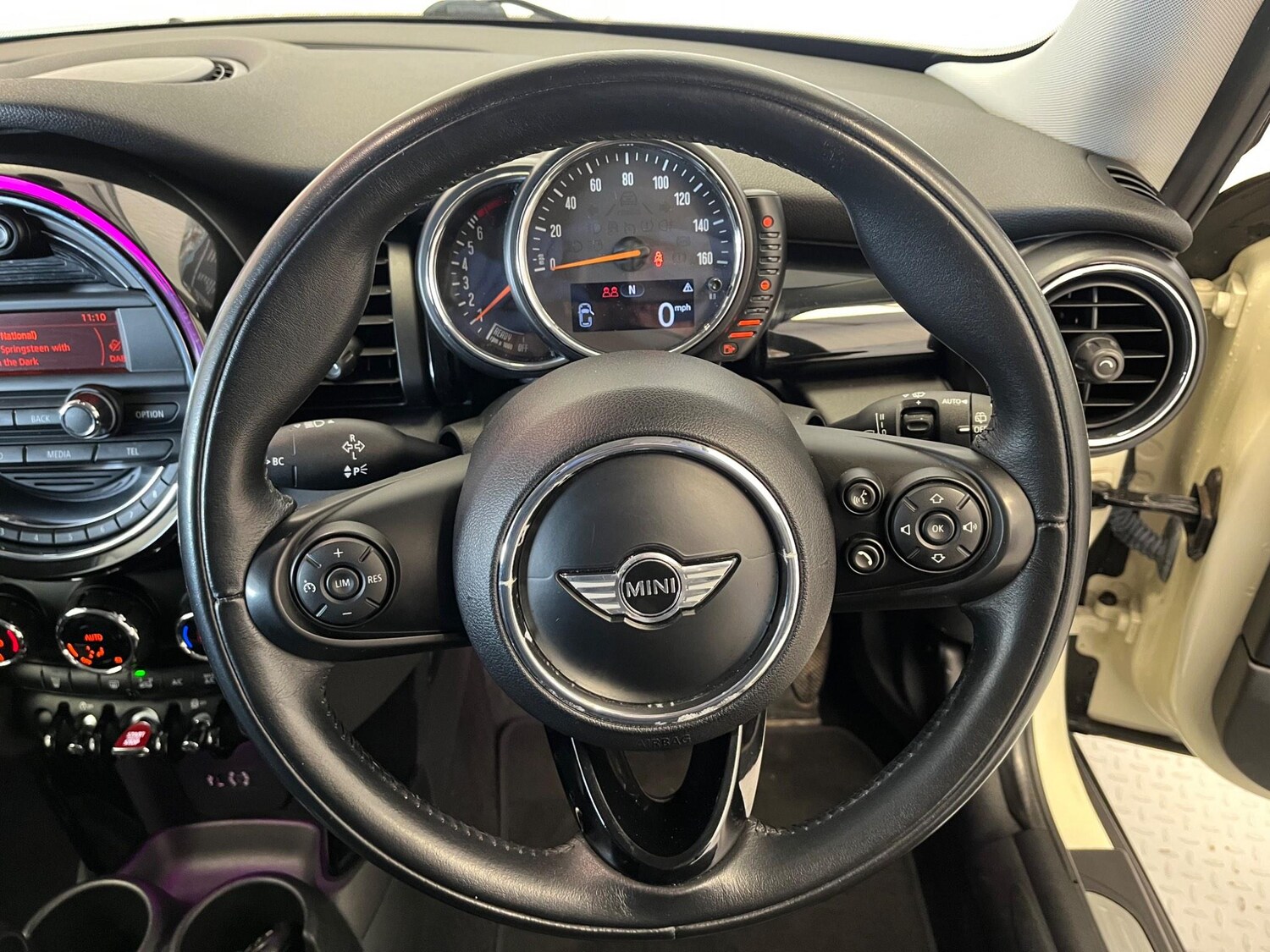 Used MINI Hatch 2015 for sale - 77242445: Photo 19