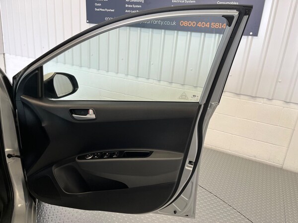 Used Hyundai i10 2017 for sale - 73246286: Photo 15