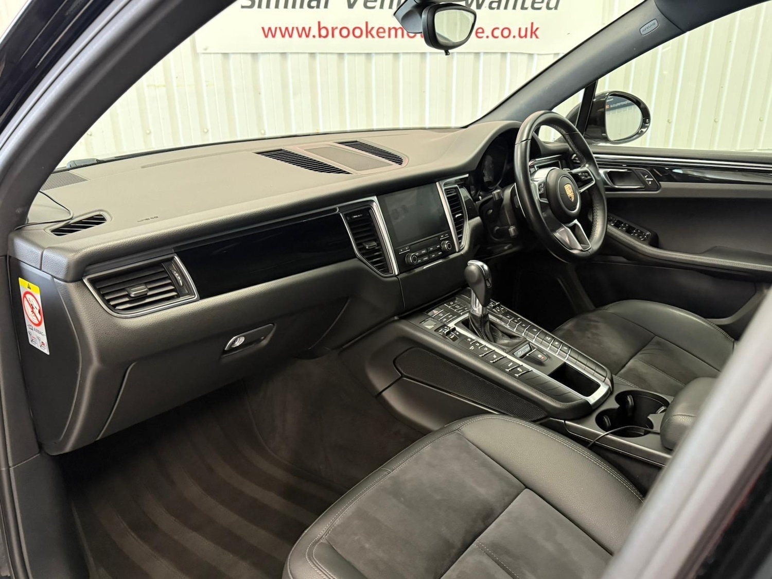 Used Porsche Macan 2016 for sale - 76167402: Photo 12