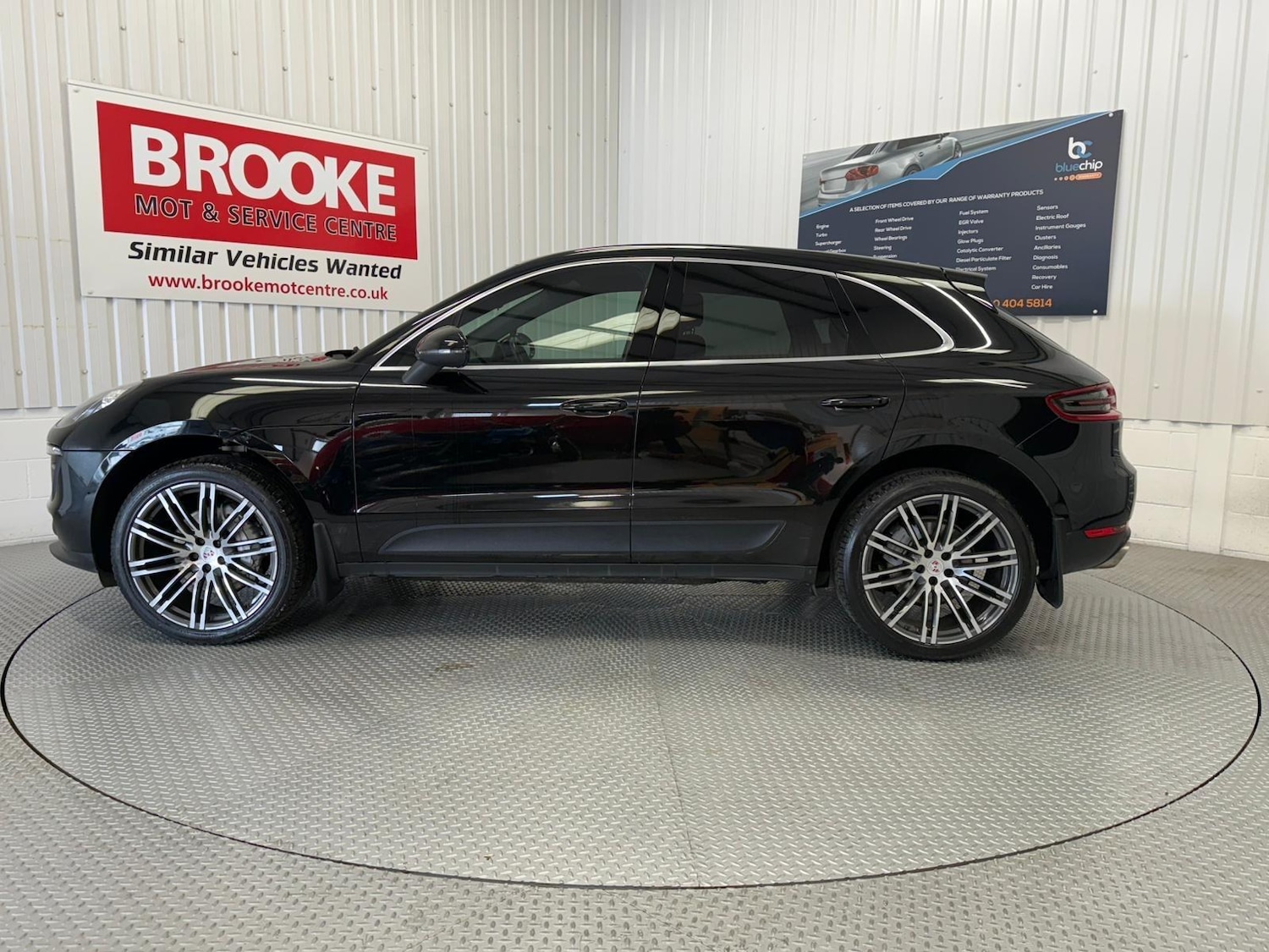 Used Porsche Macan 2016 for sale - 76167402: Photo 9