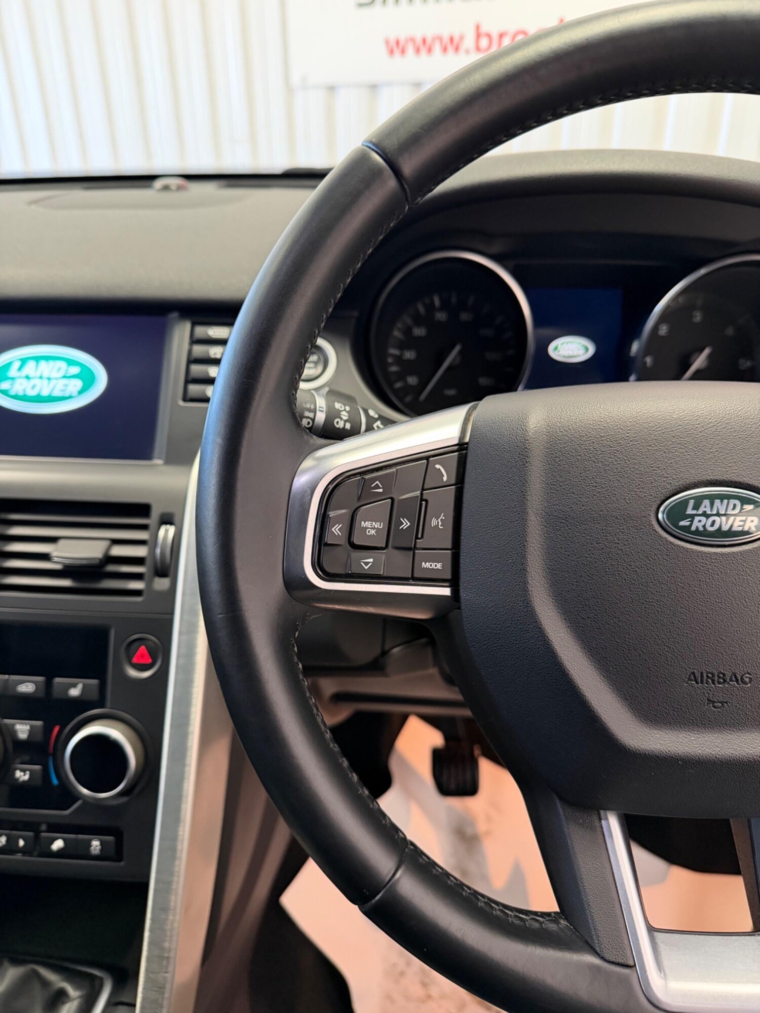 Used Land Rover Discovery Sport 2016 for sale - 77585903: Photo 20