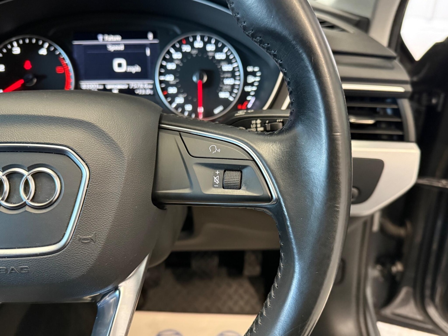 Used Audi A4 2016 for sale - 76348901: Photo 28