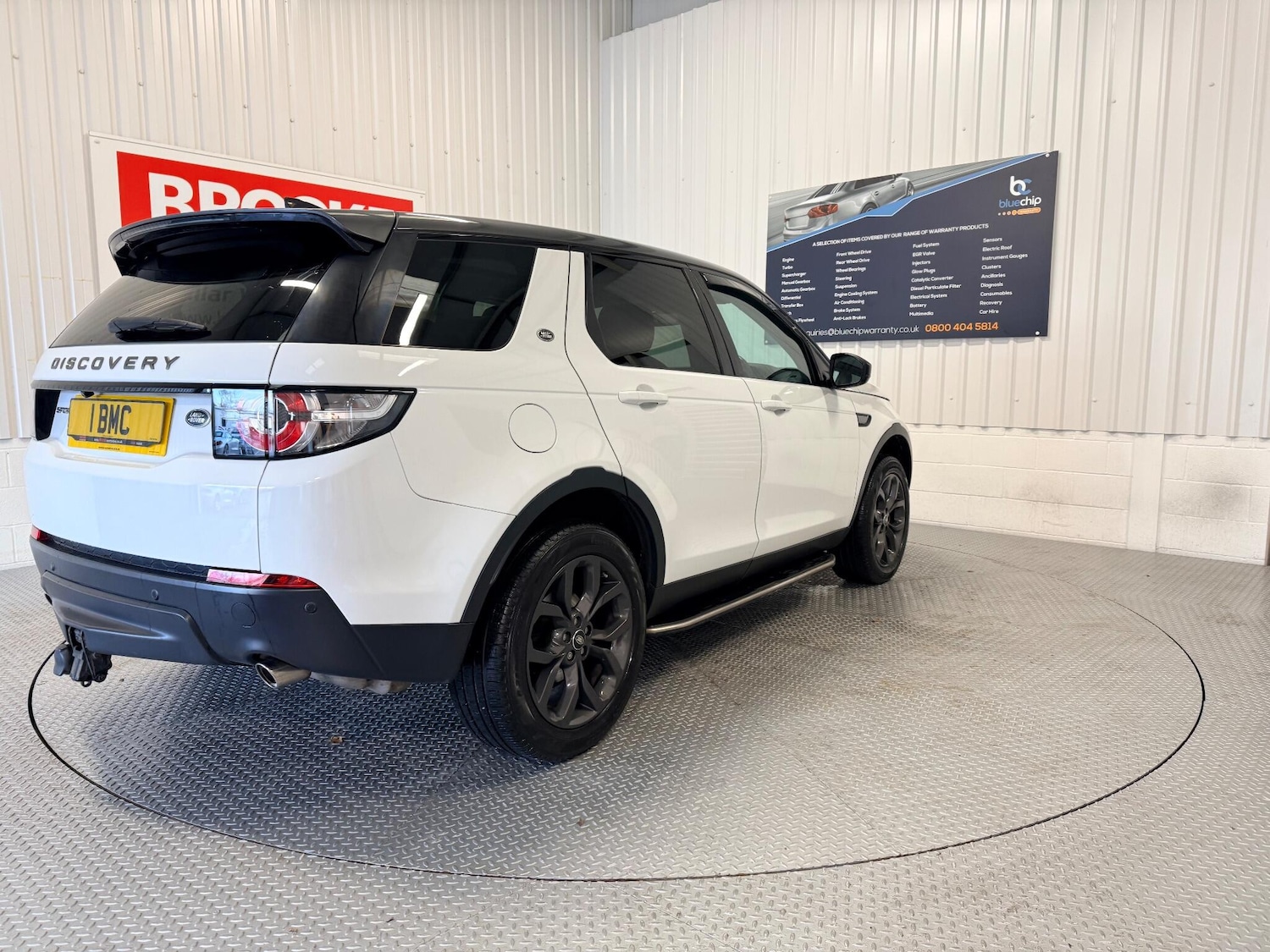 Used Land Rover Discovery Sport 2016 for sale - 76953292: Photo 5
