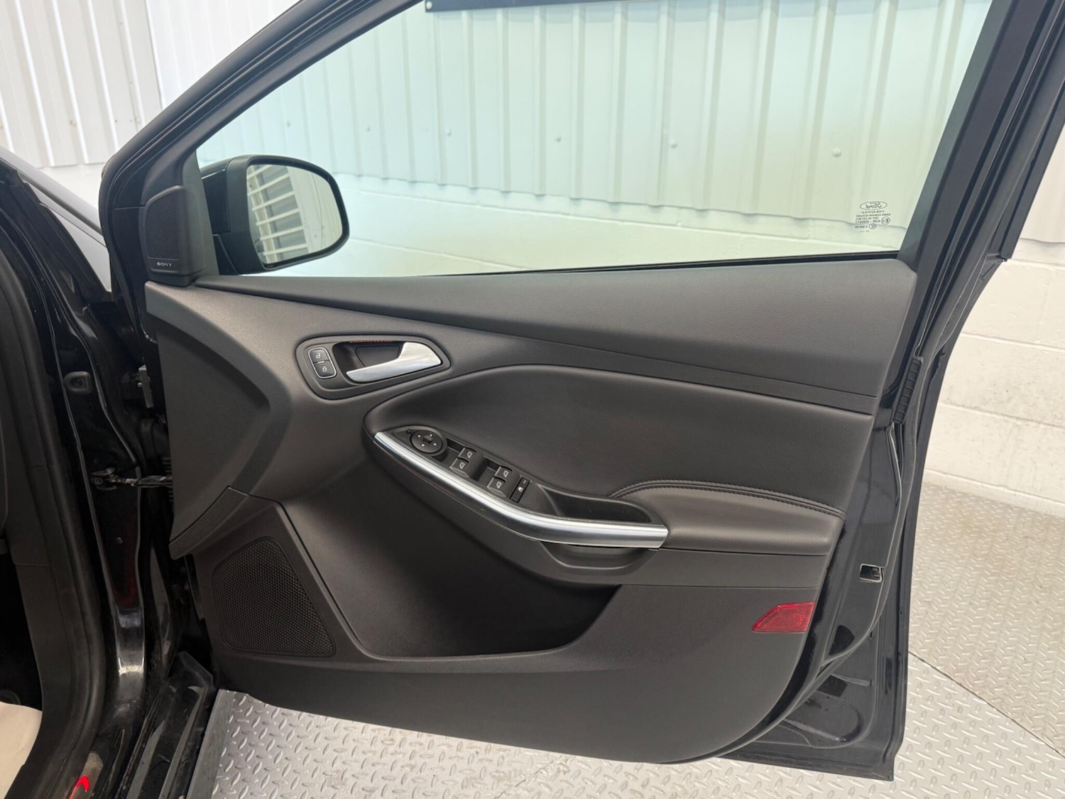 Used Ford Focus 2017 for sale - 77783429: Photo 17