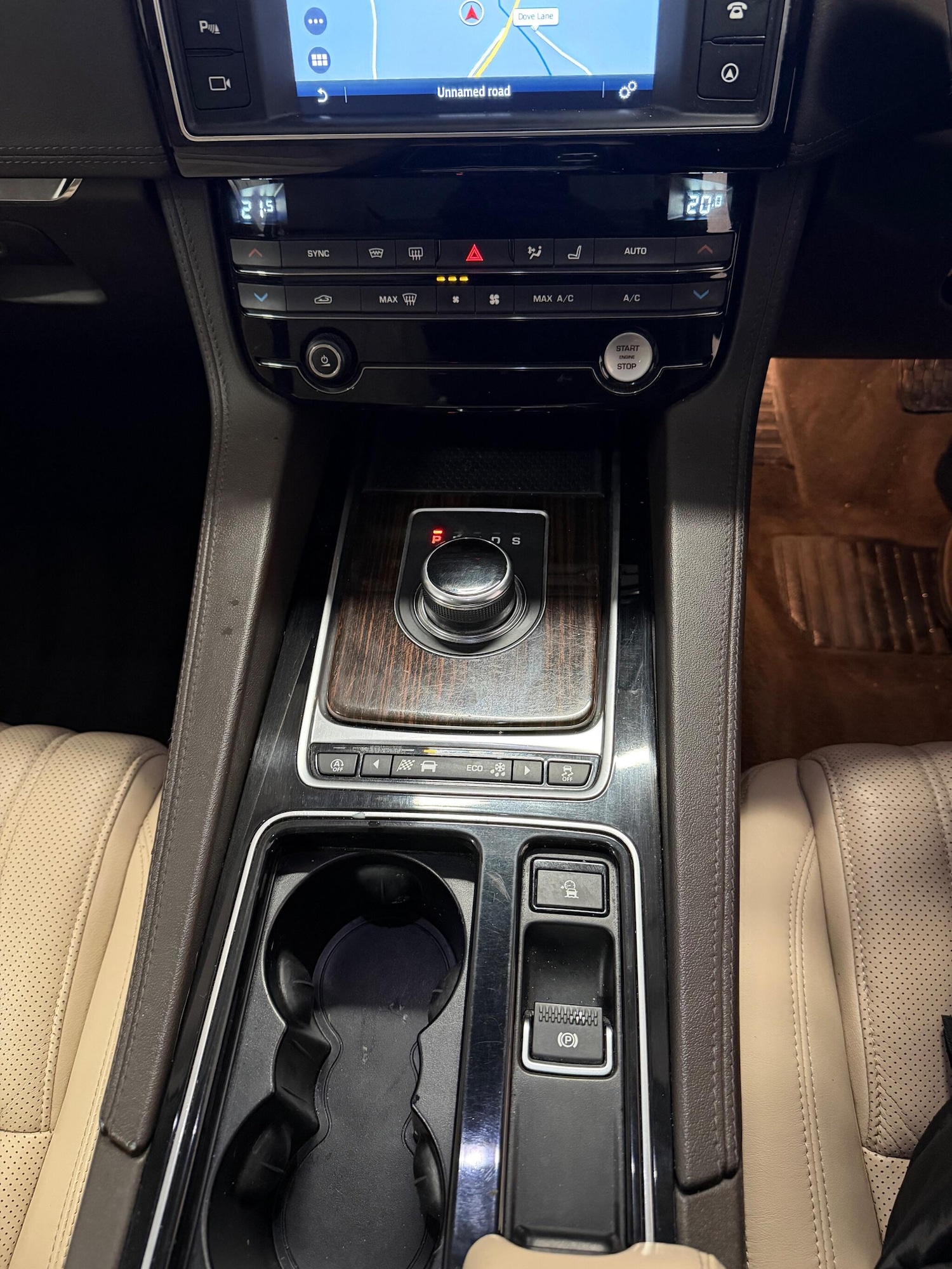 Used Jaguar F-Pace 2017 for sale - 77191758: Photo 29