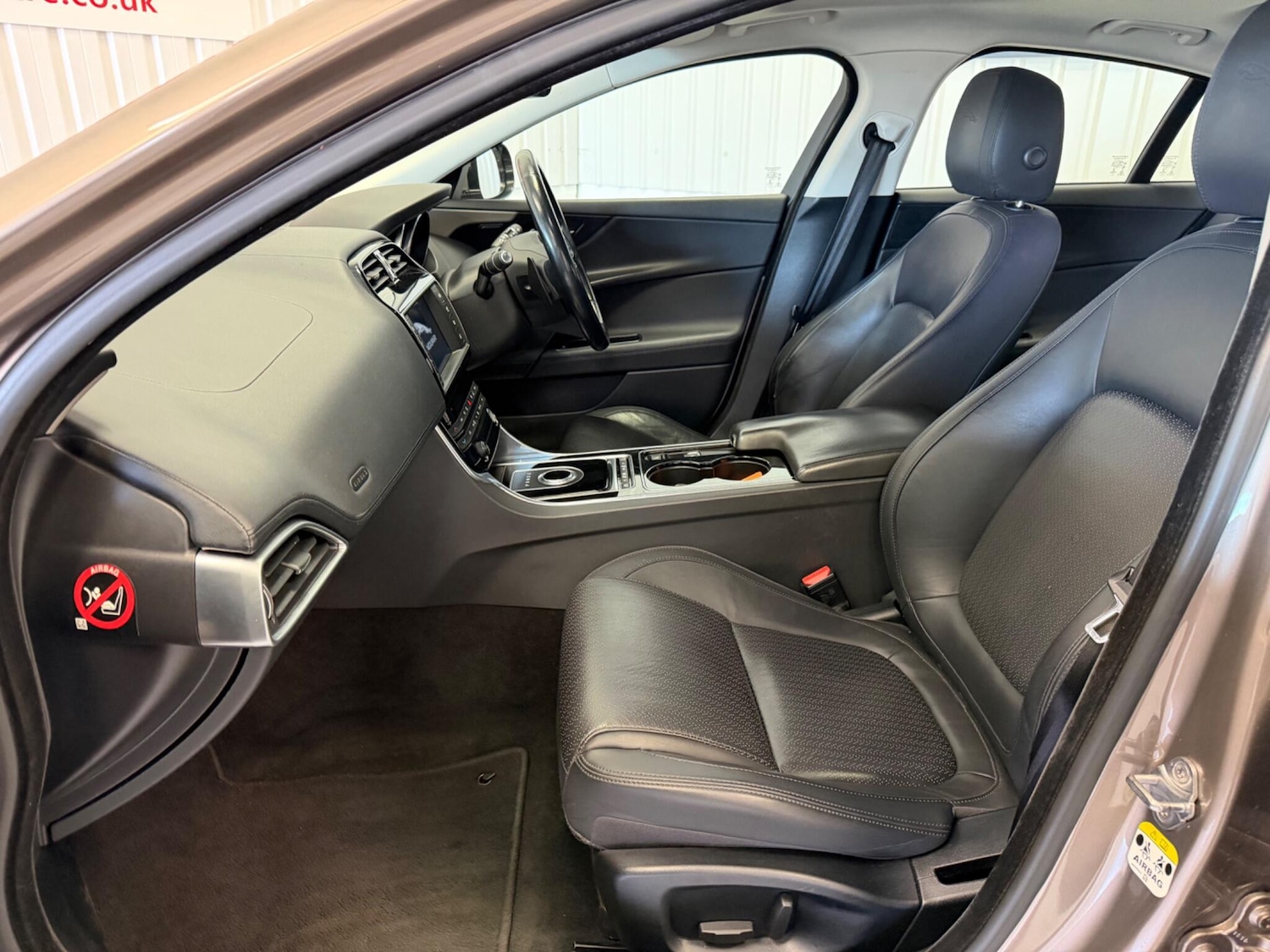 Used Jaguar XE for sale - 77909158: Photo 10