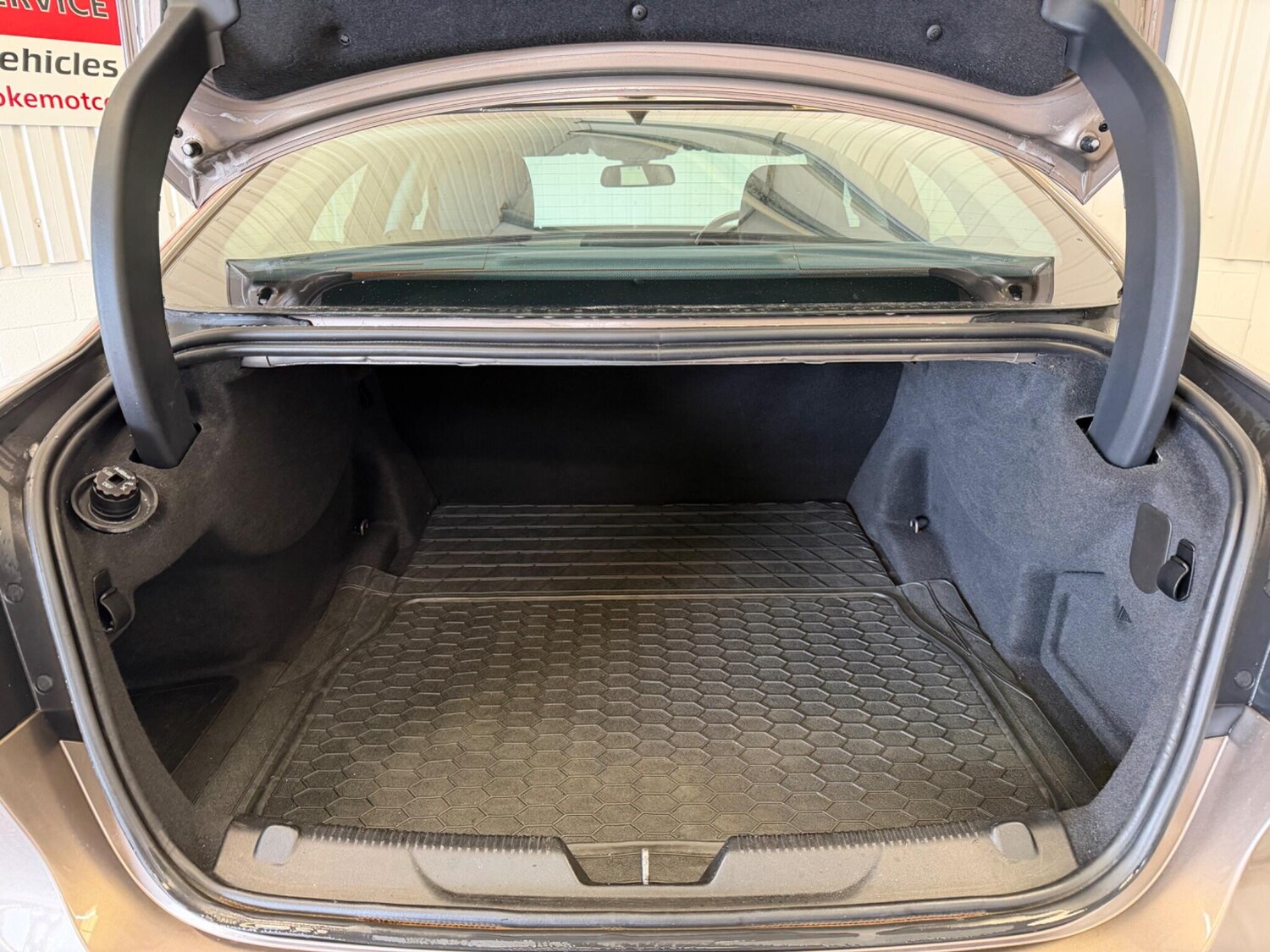 Used Jaguar XE for sale - 77909158: Photo 15