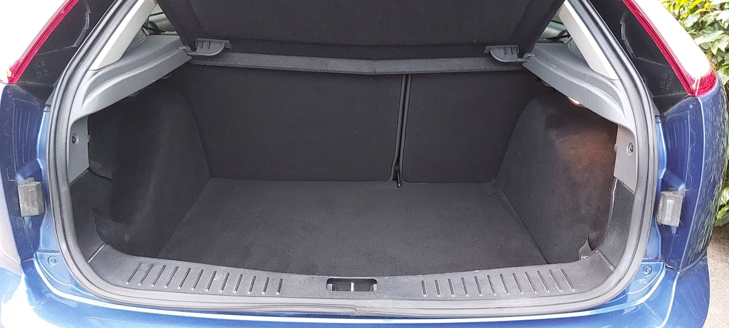 Used Ford Focus 2008 for sale - 76309760: Photo 16