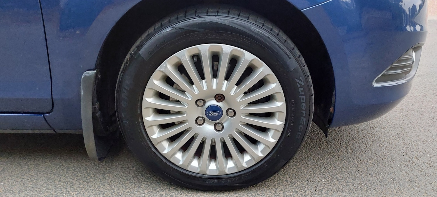 Used Ford Focus 2008 for sale - 76309760: Photo 20