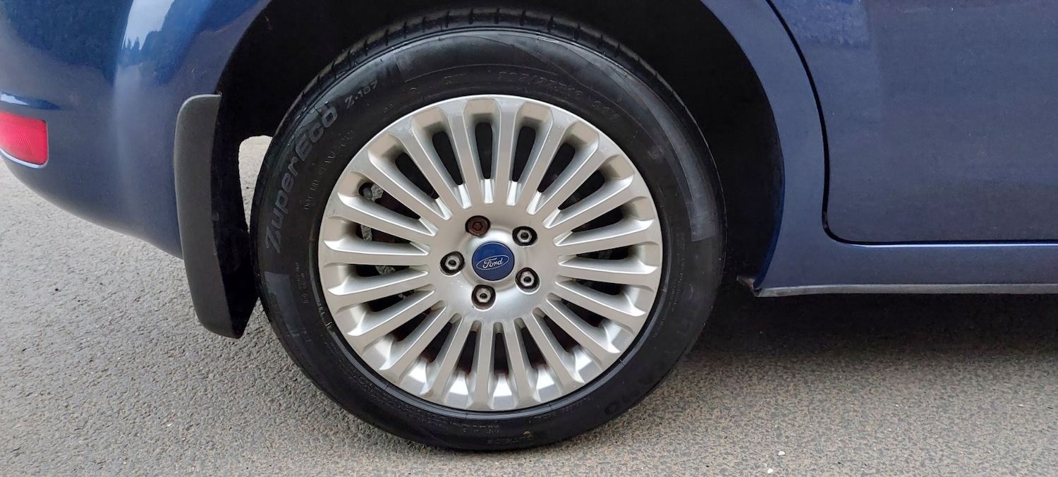 Used Ford Focus 2008 for sale - 76309760: Photo 21