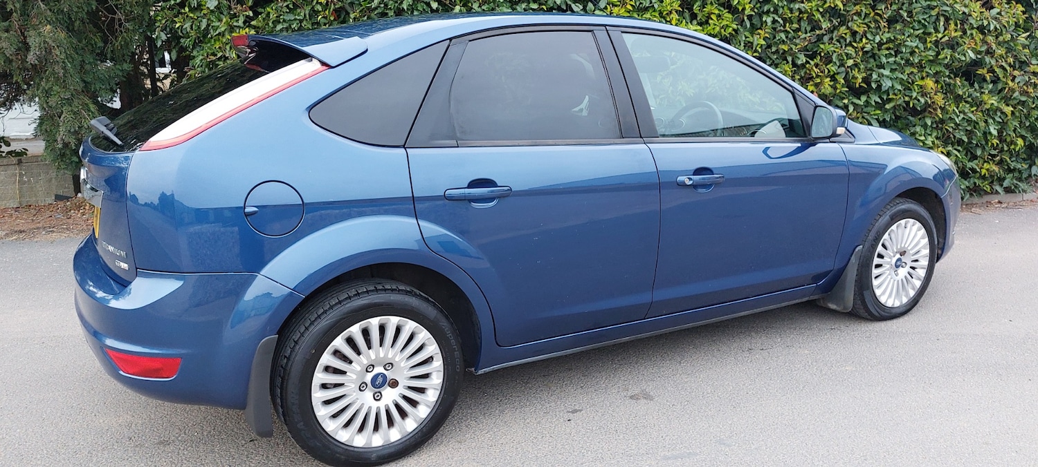 Used Ford Focus 2008 for sale - 76309760: Photo 4