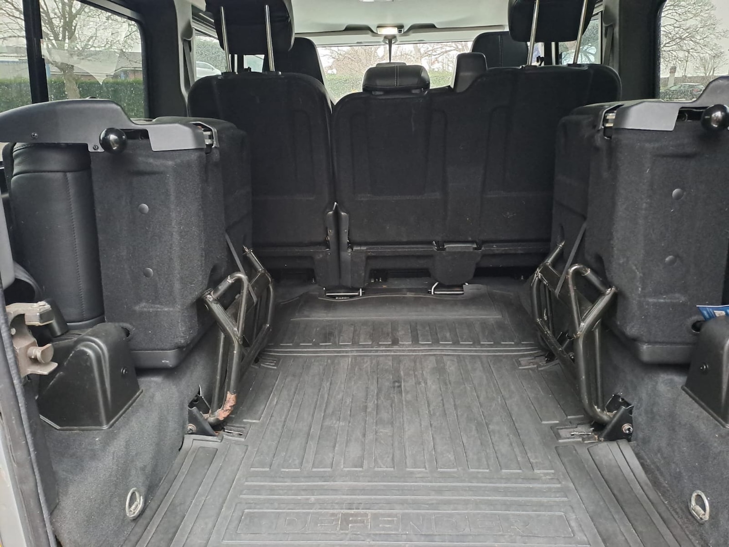 Used Land Rover Defender 2019 for sale - 77188984: Photo 16