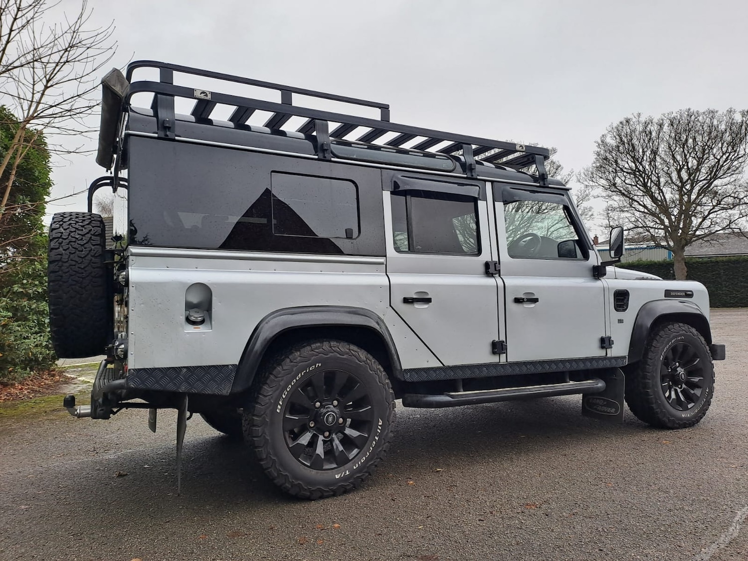 Used Land Rover Defender 2019 for sale - 77188984: Photo 3