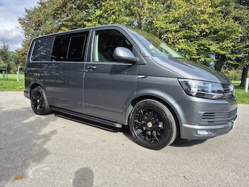 Used Volkswagen Transporter 2018 for sale - 76082330: Photo