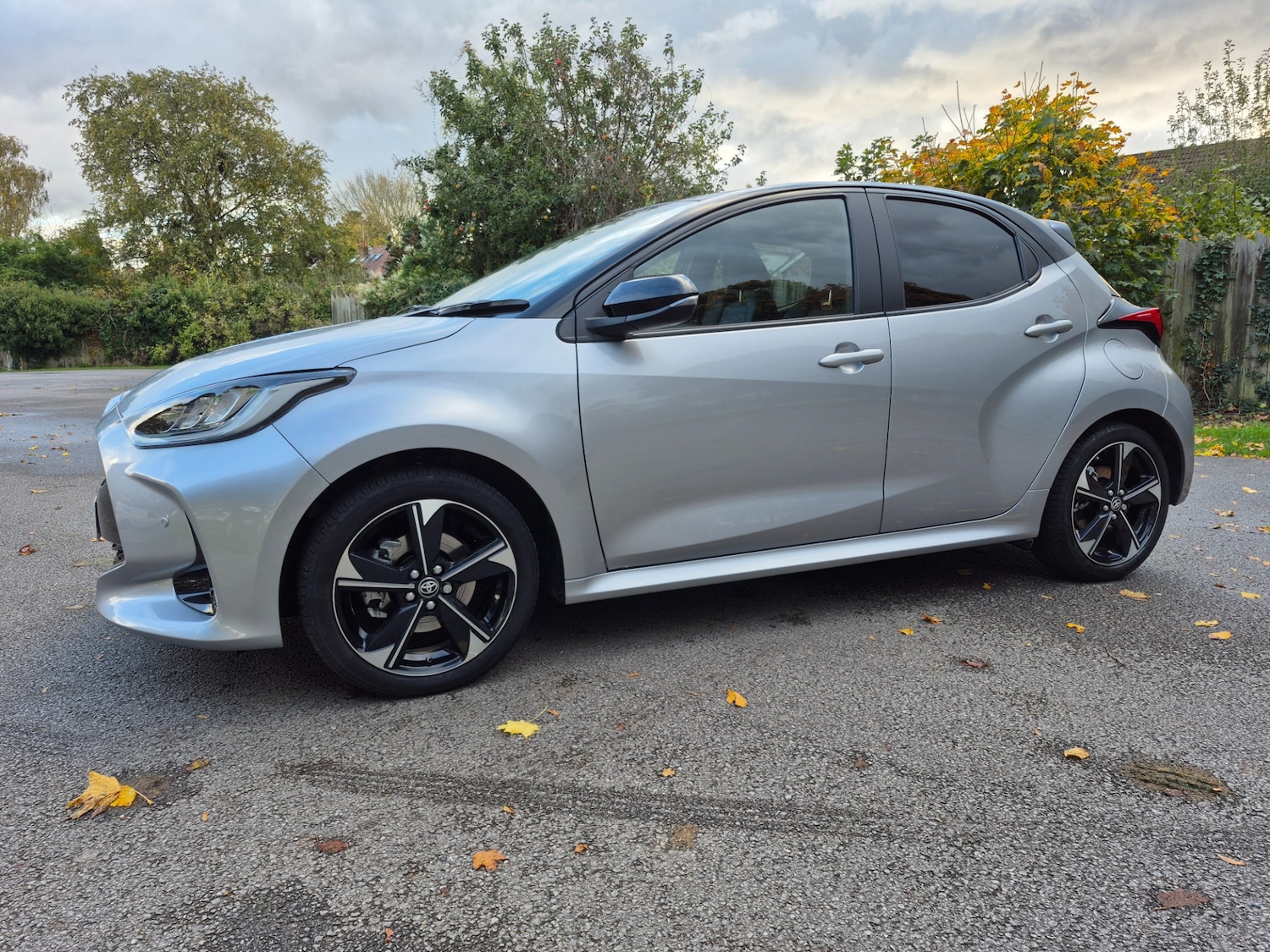 Used Toyota Yaris 2024 for sale - 76358293: Photo 4