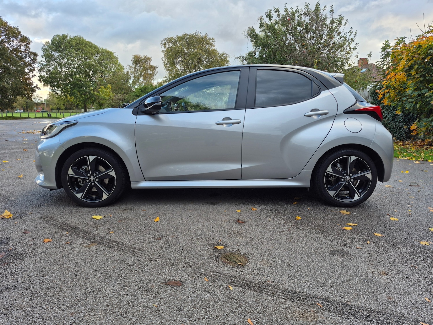 Used Toyota Yaris 2024 for sale - 76358293: Photo 5