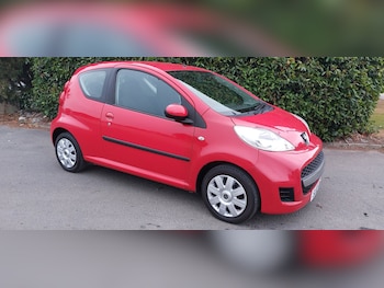 Peugeot - 107