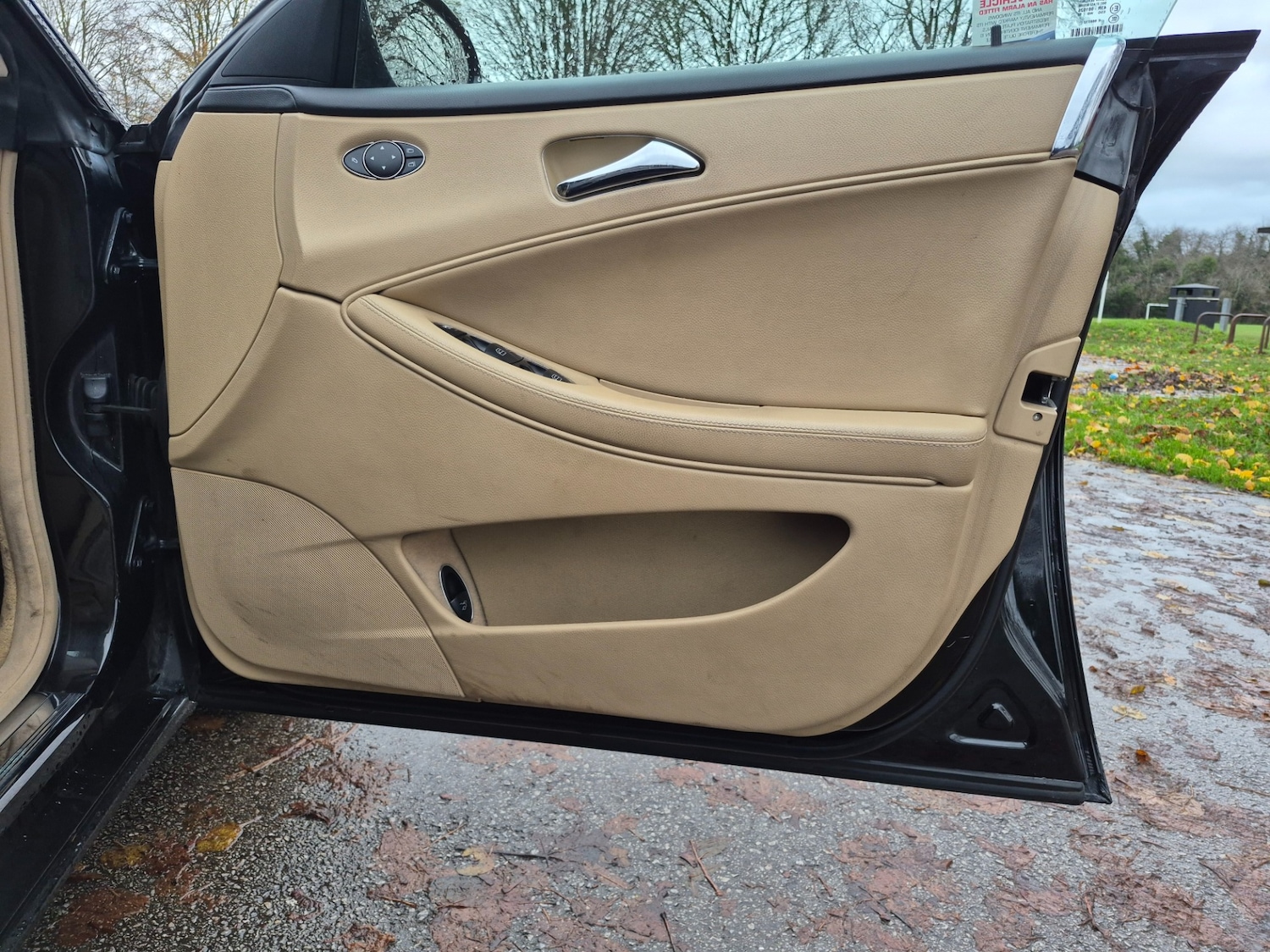 Used Mercedes-Benz CLS 2006 for sale - 76885168: Photo 13