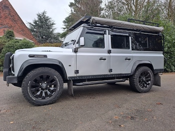 Used Land Rover Defender 2019 for sale - 73682464: Photo 4