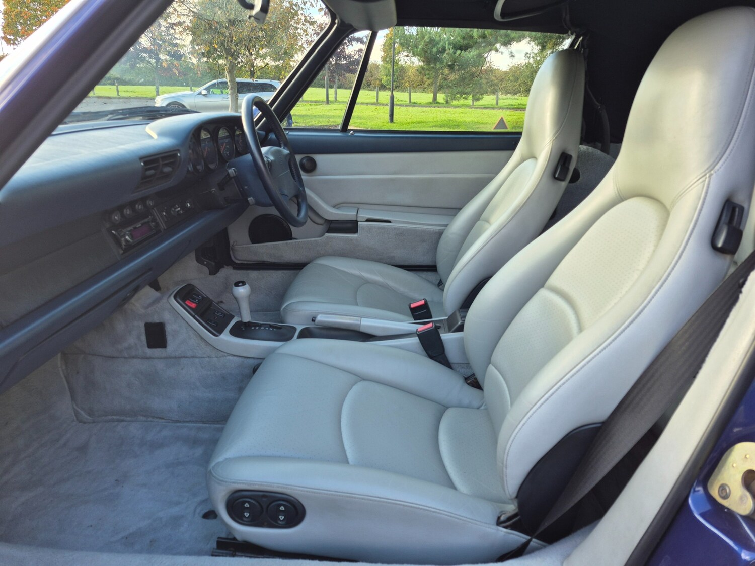 Used Porsche 911 1994 for sale - 76225353: Photo 22