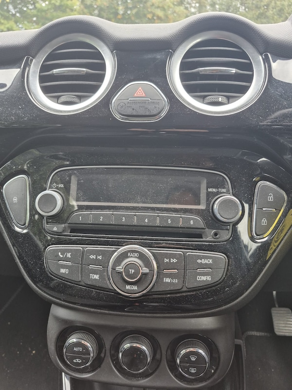 Used Vauxhall ADAM 2016 for sale - 75987377: Photo 7